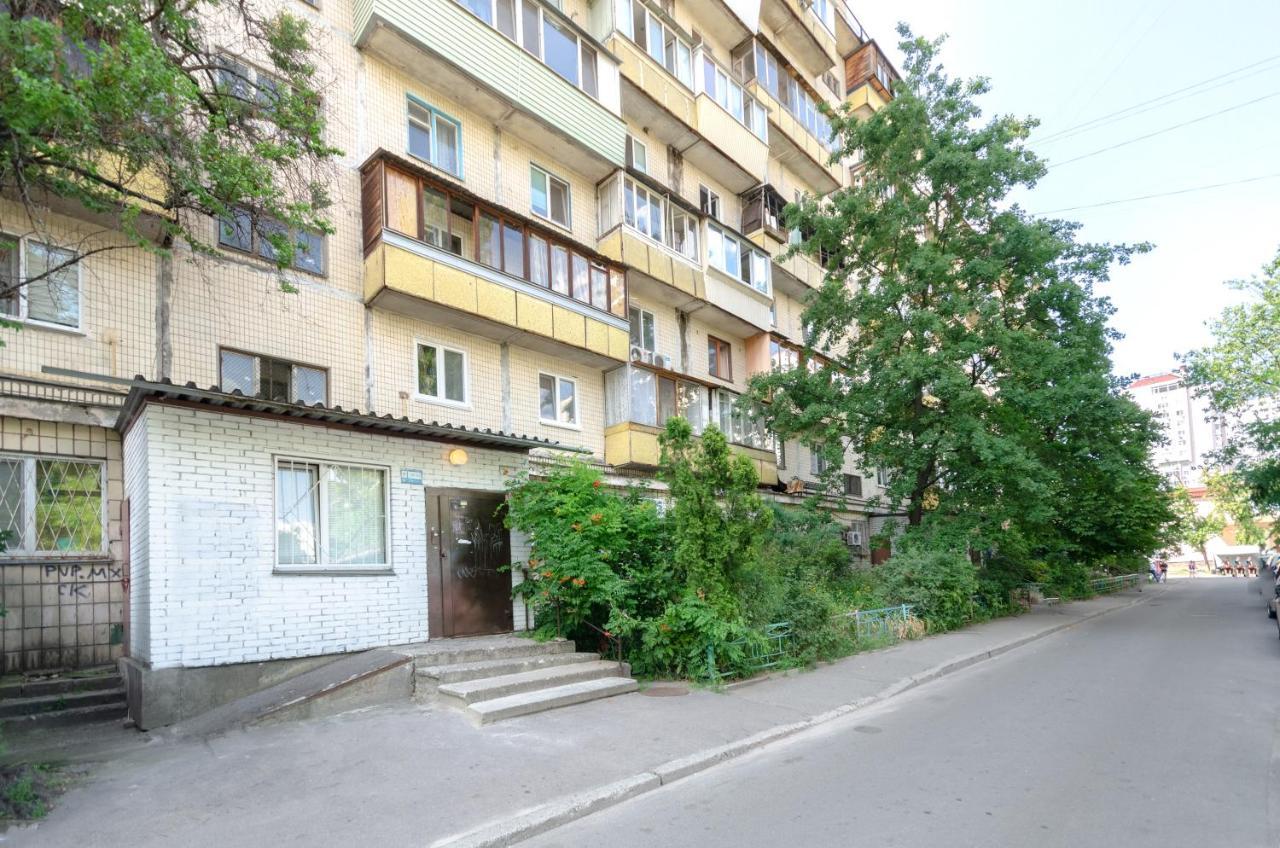 Artal Apartment On Obolonskyi Avenue 16 Kiev Luaran gambar