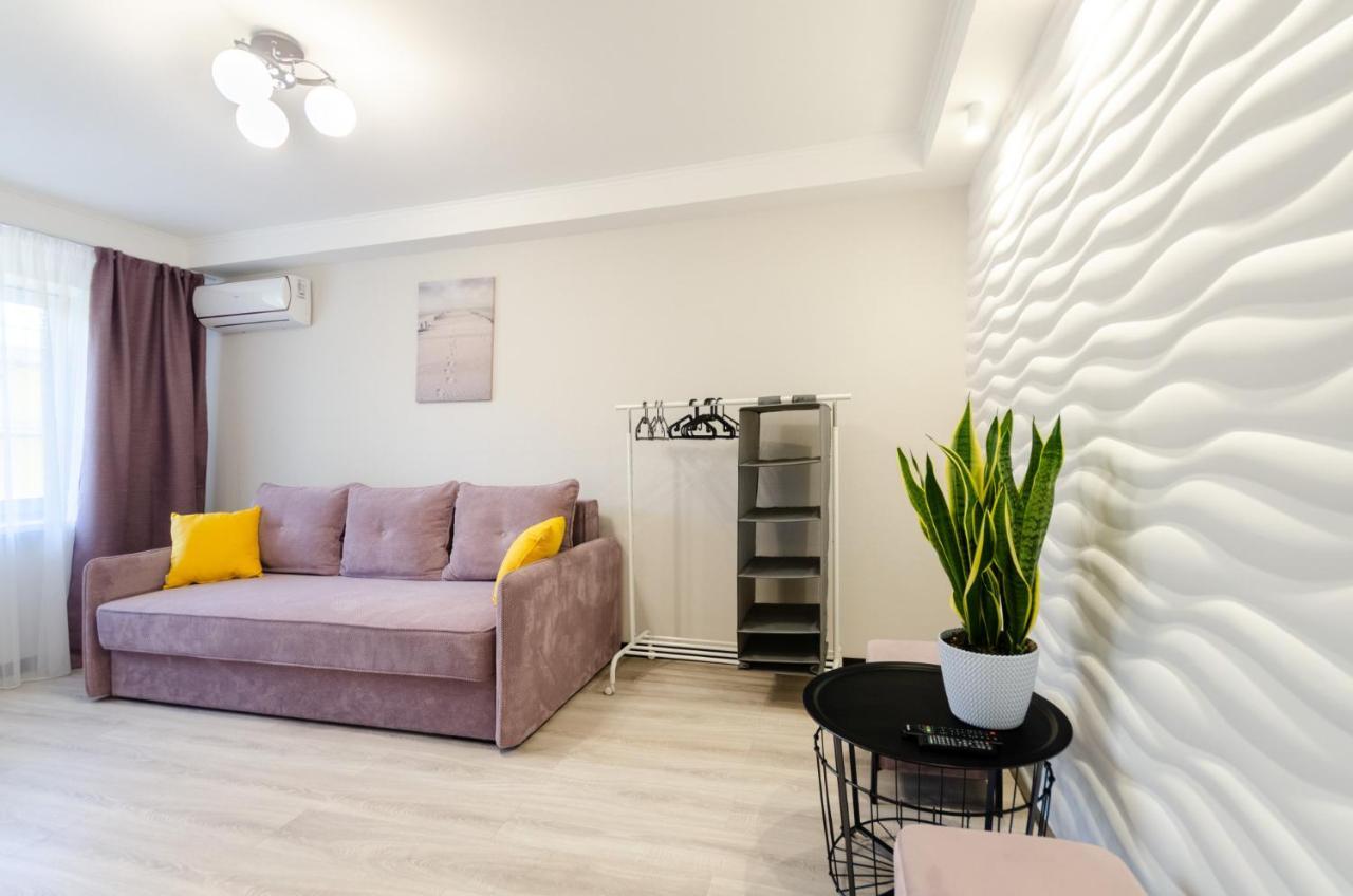 Artal Apartment On Obolonskyi Avenue 16 Kiev Luaran gambar