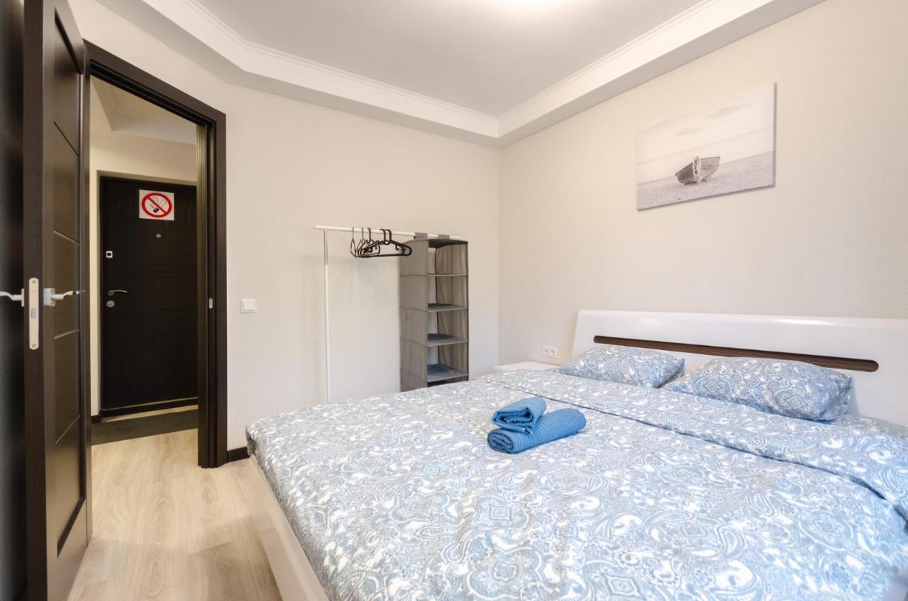 Artal Apartment On Obolonskyi Avenue 16 Kiev Luaran gambar