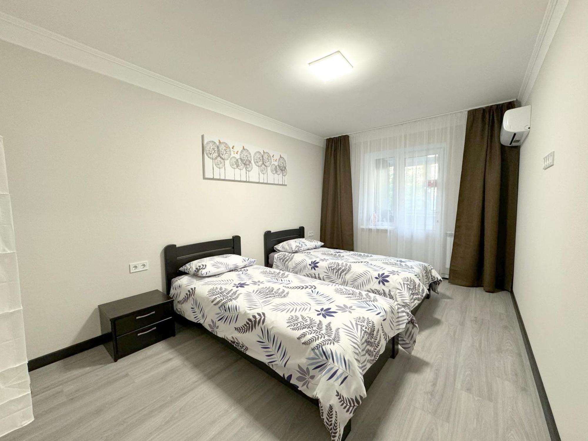 Artal Apartment On Obolonskyi Avenue 16 Kiev Luaran gambar